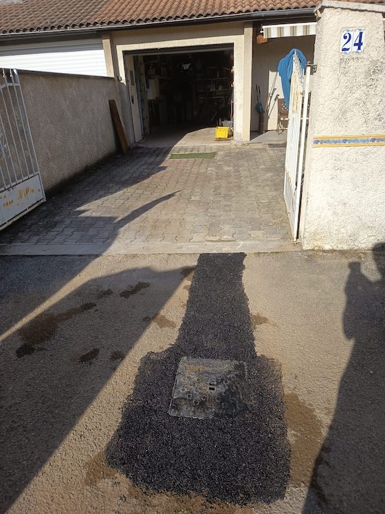 Après tranchée fibre optique fourreau TPC posé pavés reposés Valence 26